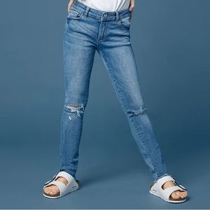 DL1961 DL1961 Chloe Girls Jean - Gulfstream
Regular price $ 69.00 SIZE 7